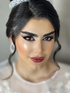 میکاپ عروس در رشت | بهترین روش‌های میکاپ تخصصی در سالن دو خواهر